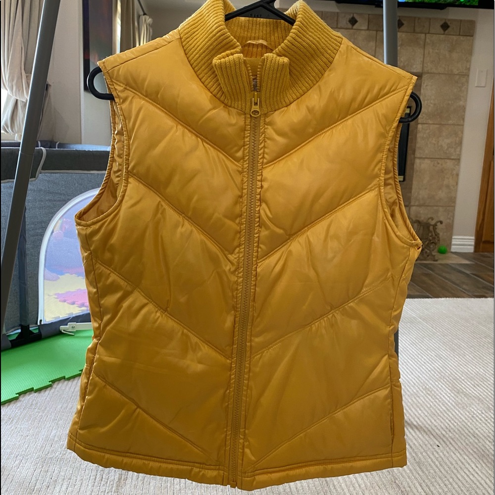 Vest mustard yellow so cute.